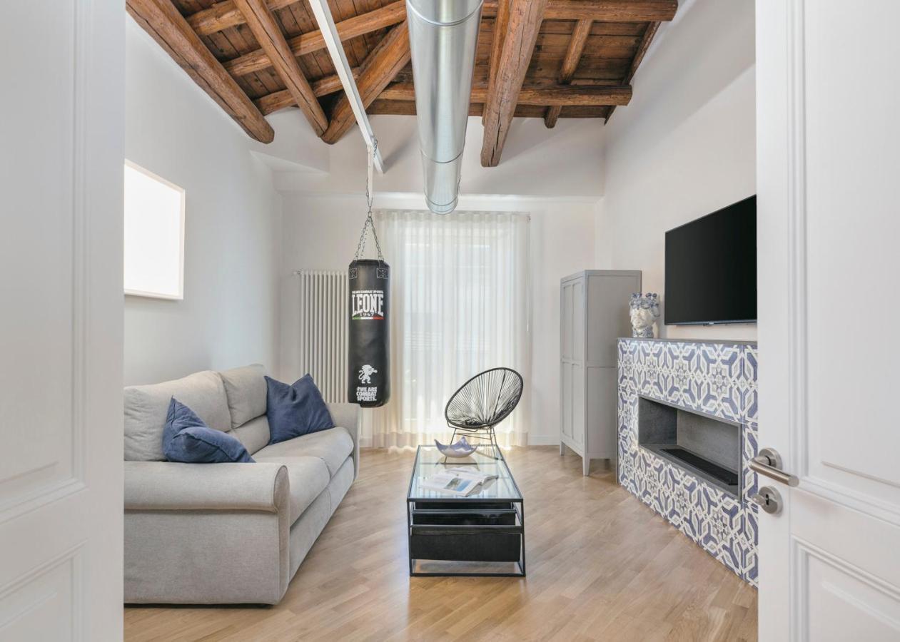 The Silver Lava - A Luxury Boutique Apartment Catania Luaran gambar