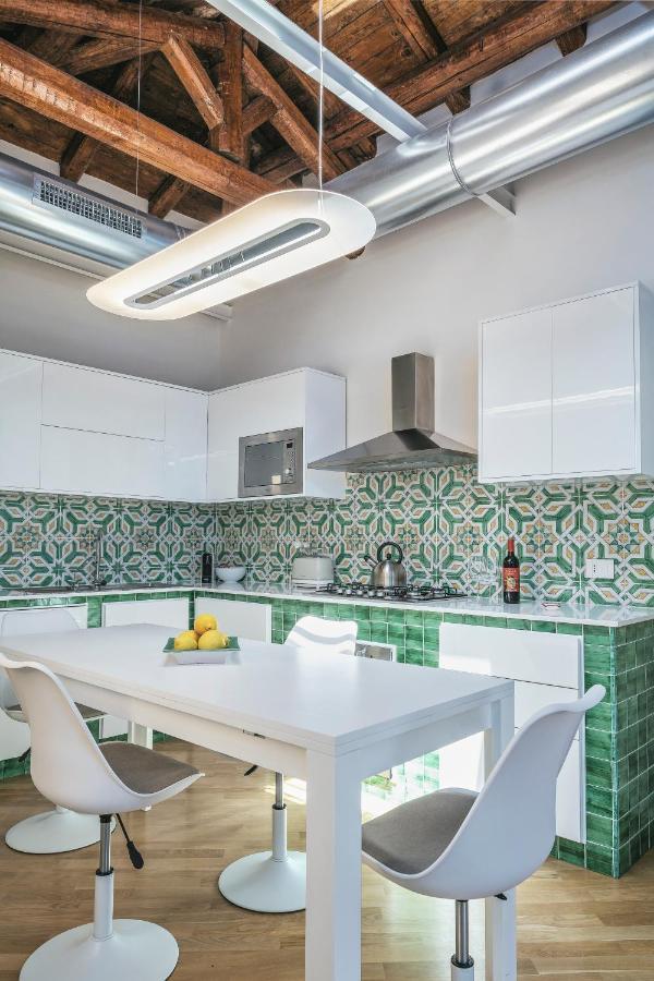 The Silver Lava - A Luxury Boutique Apartment Catania Luaran gambar