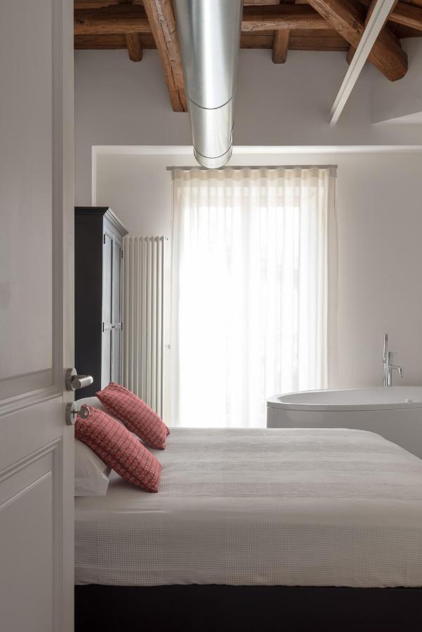 The Silver Lava - A Luxury Boutique Apartment Catania Luaran gambar